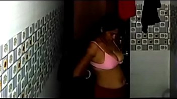 Bangladeshi Maid aunty Big Boobs Bathing Spy Video by house owner Son