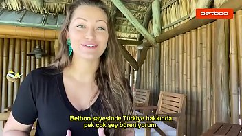 Dani Daniels' Reaction to Funny Turkish Videos