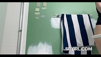 Hot Ass Blonde takes a Shower-Hidden Cam Clip