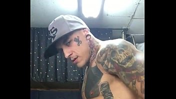 Vídeo- Bandido que comoveu o mundo com 27 cm - Pintolandia Gay
