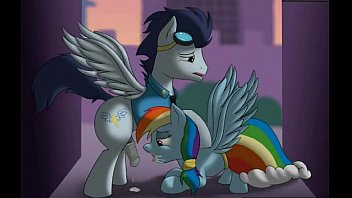 Soarin cums in Rainbow Dashes mouth (My Little Pony)