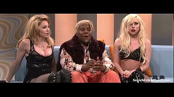Madonna, Lady Gaga in Saturday Night Live (1976-2016)